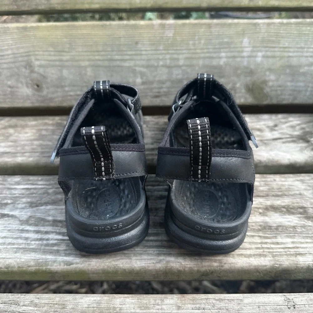 Crocs Yukon Fisherman Sandals Men's Size 8 Black LiteRide Water Shoes Gorpcore